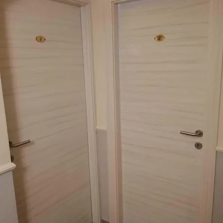 Pensión Residenza Le Rondini 3*