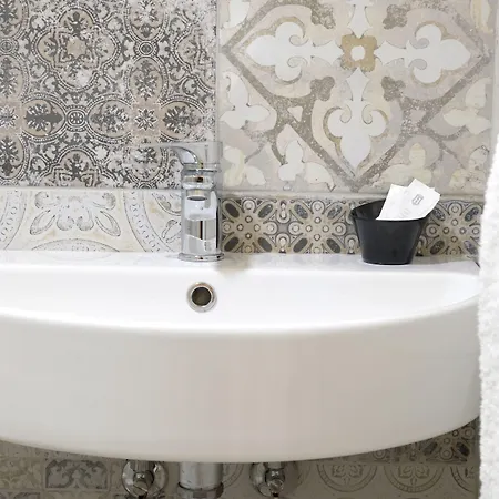 Πανσιόν Residenza Le Rondini 3*